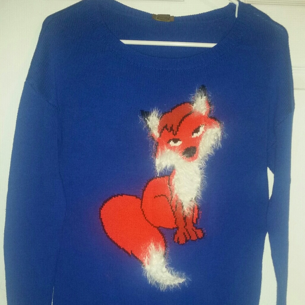 Fox sweater